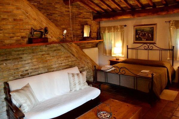 Agriturismo La Sorgente Di Nepi Hotell Eksteriør bilde