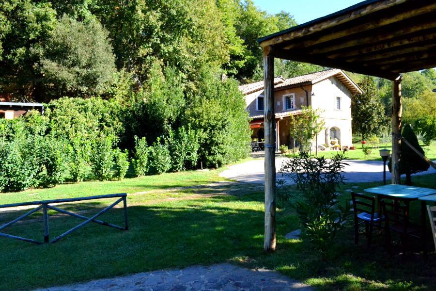 Agriturismo La Sorgente Di Nepi Hotell Eksteriør bilde