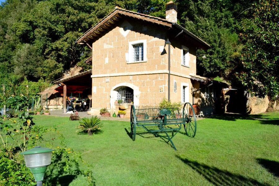 Agriturismo La Sorgente Di Nepi Hotell Eksteriør bilde